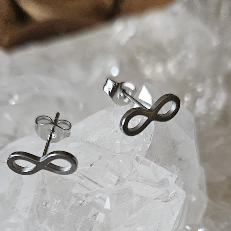 Goldene Ohrstecker - Infinity 12mm