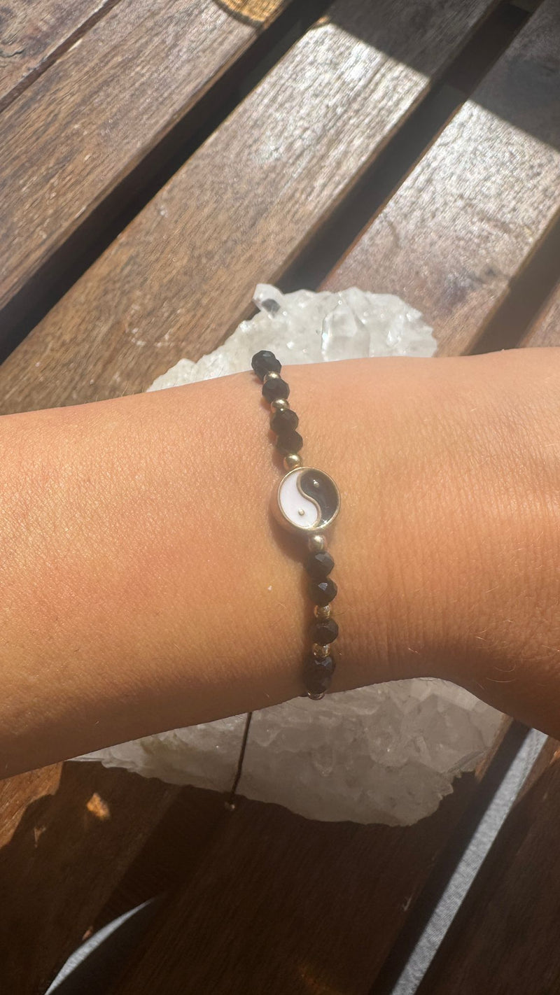 Yin Yang Armband Schwarz Gold Symbol für Balance und Harmonie Spirit Place Schweiz